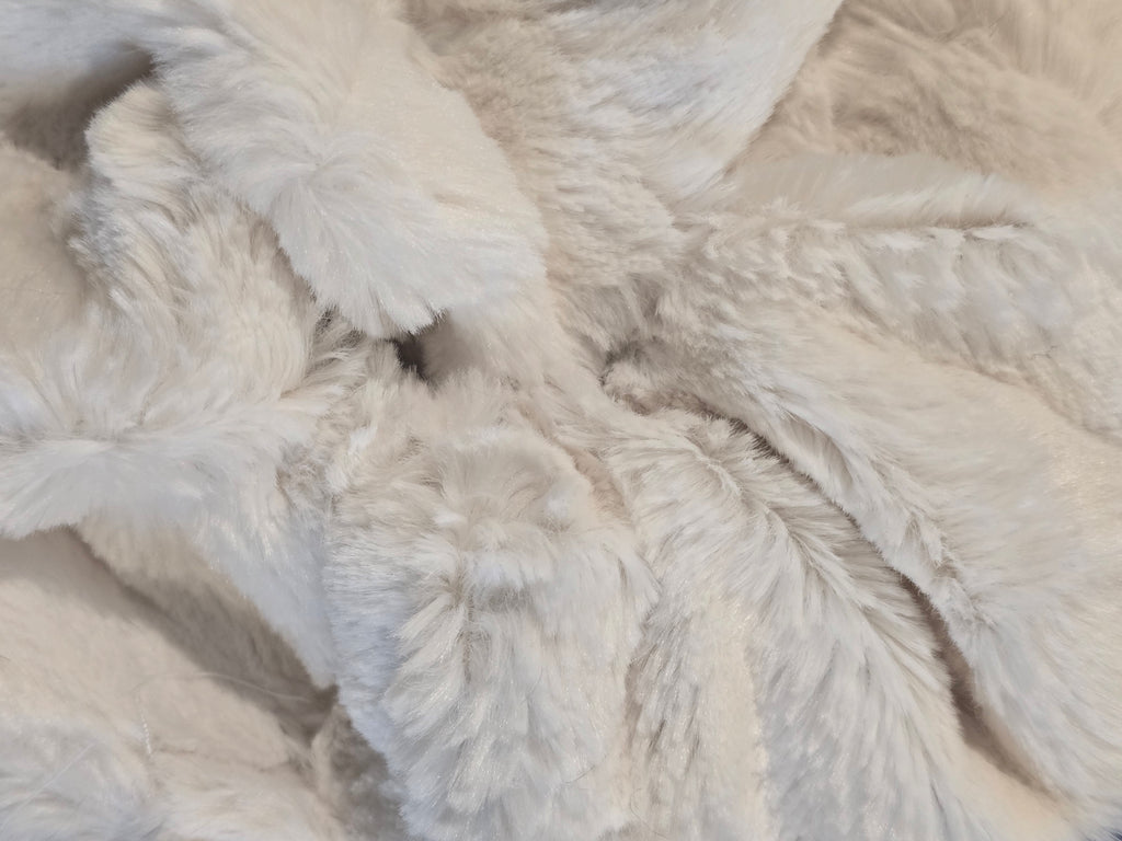 Medium White Scrunchie