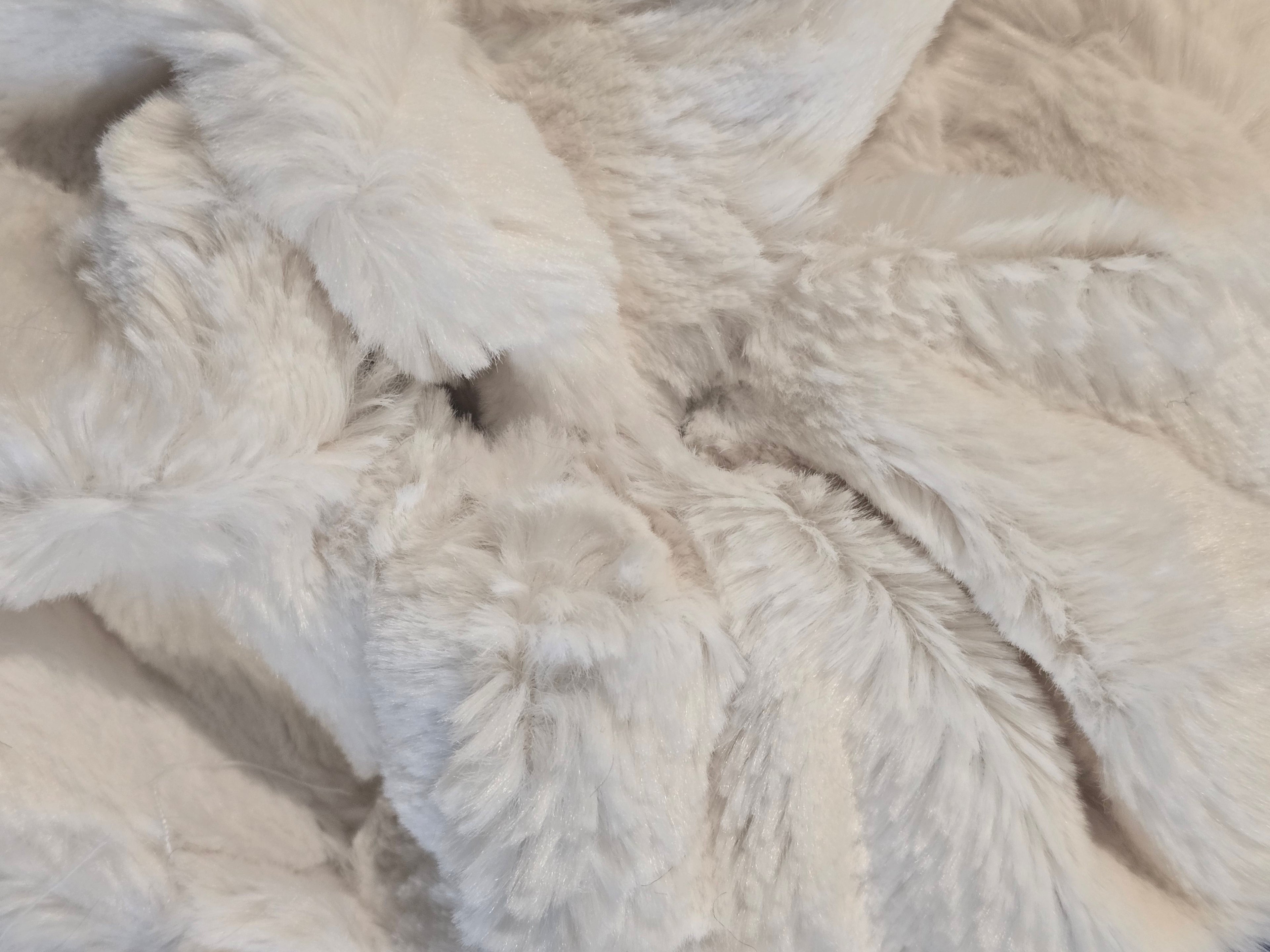 Medium White Scrunchie